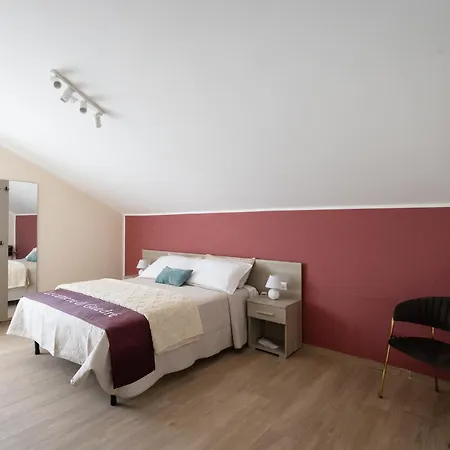Le Di Gaudre Konukevi 4*